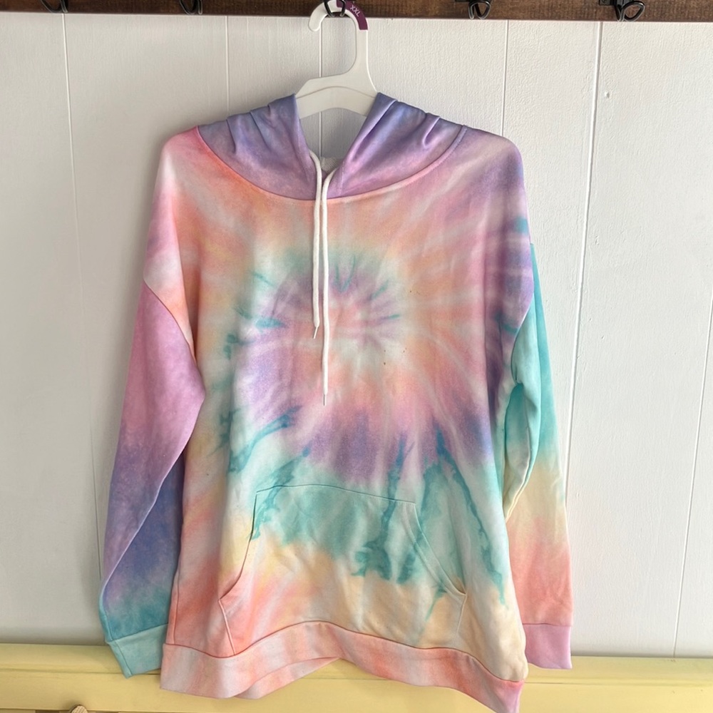Tie dye sweatshirt